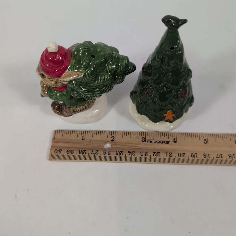 Gibson Greeting Christmas Tree & Bunny Mouse Salt & Pepper Shakers Otagiri Japan